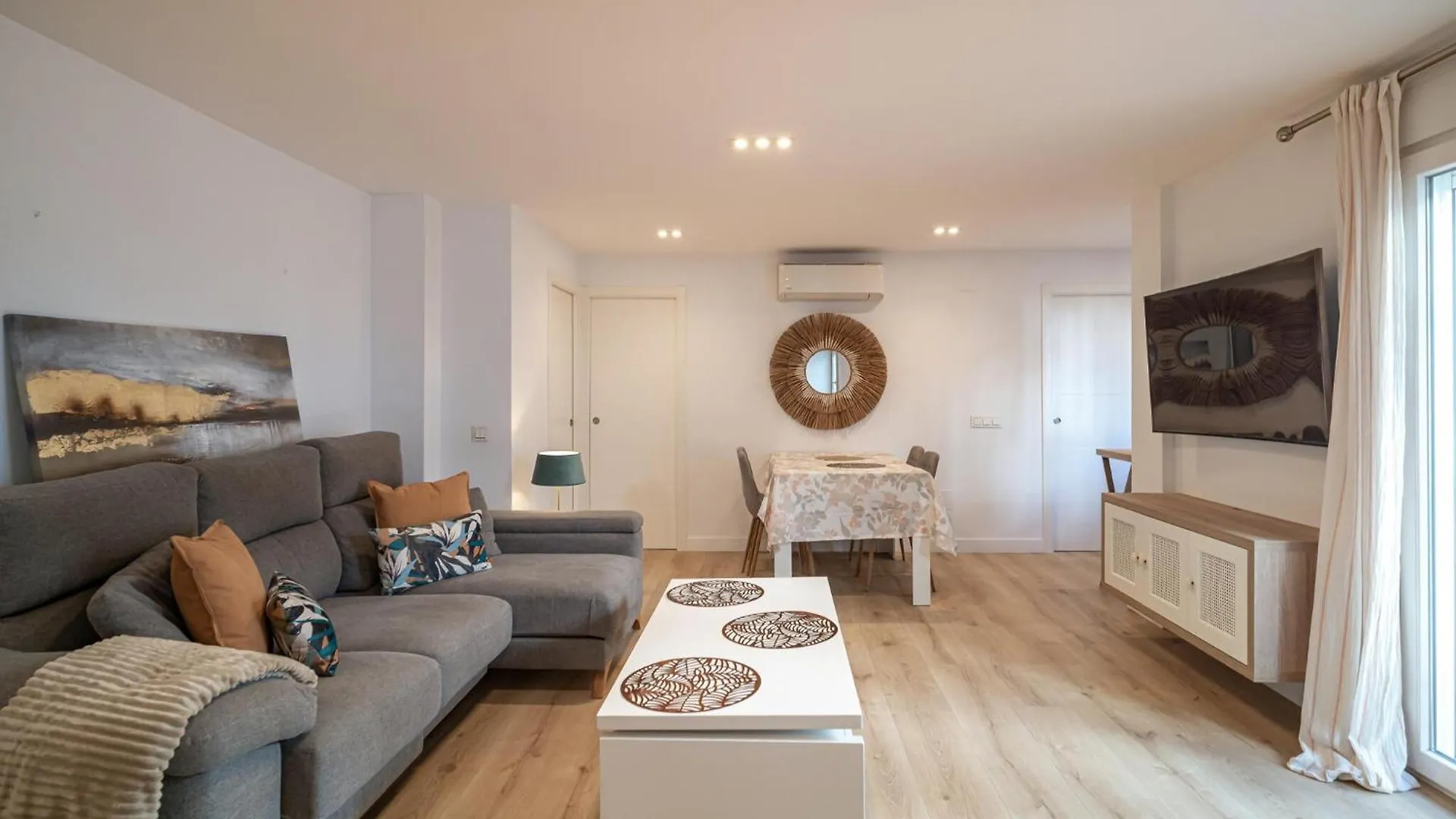 2 Bedroom Amazing Apartment In Torremolinos